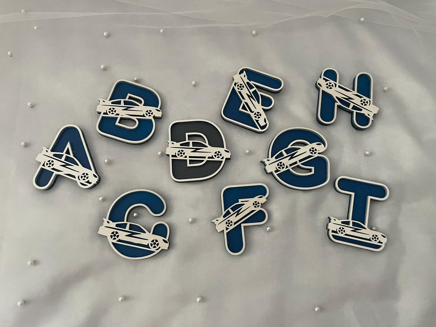 Holzbuchstaben im Auto Design, Für alle Auto Liebhaber - Buchstabe, Holzbuchstabe, Auto, Türschild, Name, ABC